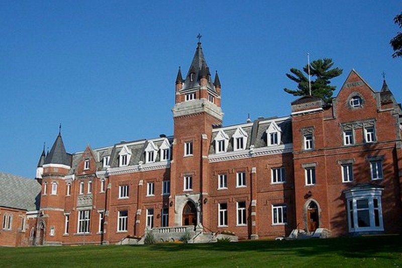Près de 700 000 $ pour la recherche à l’Université Bishop’s
